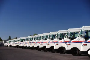 5 Impacts of Amazon Cutting USPS Volume by 20% for Importers