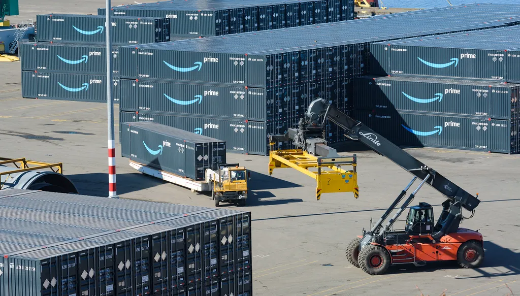Navigating US Port Congestion: A Data-Driven Map for 2026