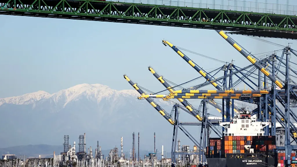 Port of Los Angeles sees April volume jump despite Iran war shadow