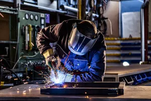 ISM: Manufacturing Contracts for 10th Month as PMI Falls to 47.9